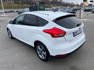 Ford Focus foto 5