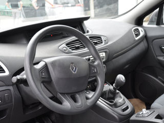 Renault Grand Scenic foto 7