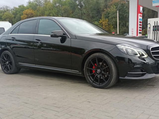 Mercedes E-Class foto 4