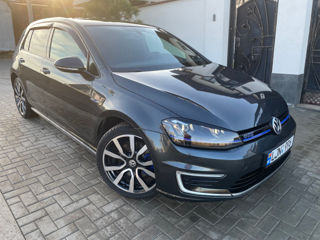 Volkswagen Golf foto 8