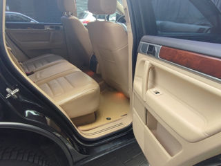 Volkswagen Touareg foto 6