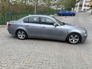 BMW 5 Series foto 4