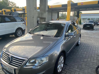 Volkswagen Passat foto 1