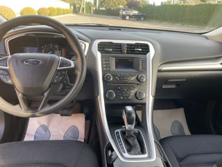 Ford Fusion foto 7