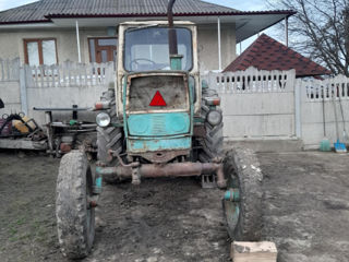 Se vinde tractor IIMZ