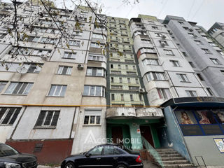 Apartament cu 3 camere, 80 m², Poșta Veche, Chișinău