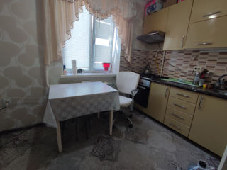 Apartament cu 2 camere, 40 m², Buiucani, Chișinău foto 1