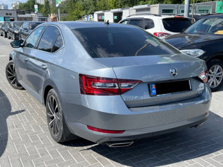 Skoda Superb foto 4