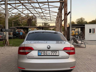 Skoda Superb foto 4