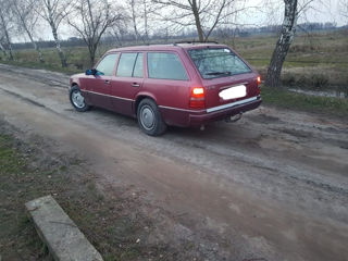 Mercedes Series (W124) foto 5