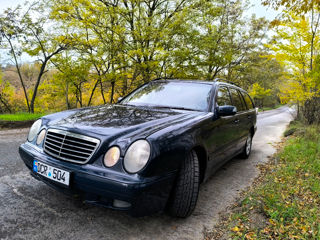 Mercedes E-Class foto 3