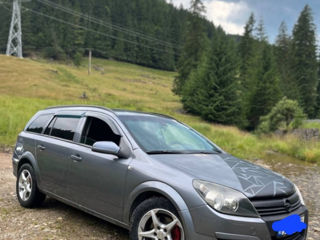 Opel Astra foto 1