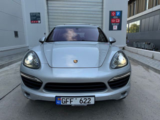 Porsche Cayenne foto 1