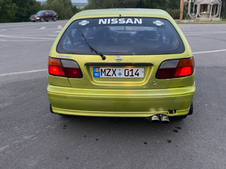 Nissan Almera foto 3