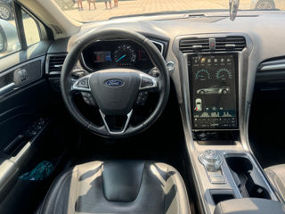 Ford Fusion foto 11