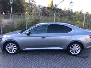 Skoda Superb foto 6