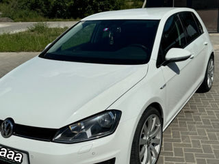 Volkswagen Golf foto 2