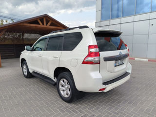 Toyota Land Cruiser Prado foto 5