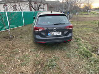 Volkswagen Passat foto 2