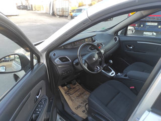 Renault Grand Scenic foto 6