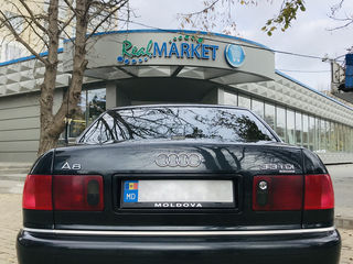 Audi A8 foto 2