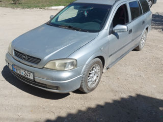 Opel Astra foto 1