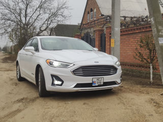 Ford Fusion foto 9