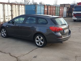 Opel Astra foto 2