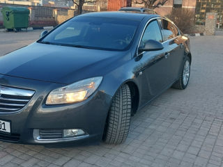 Opel Insignia foto 2