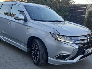 Mitsubishi Outlander foto 5