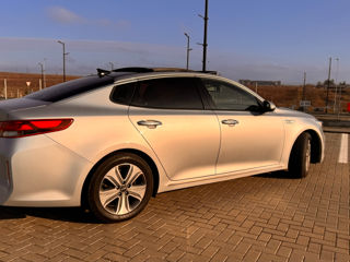 KIA K5 foto 2