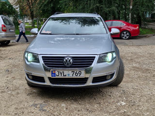 Volkswagen Passat foto 4