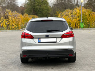 Ford Focus foto 6