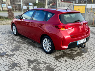 Toyota Auris foto 4