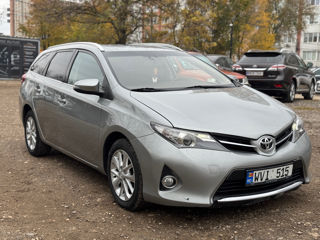 Toyota Auris foto 2