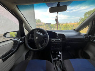 Opel Zafira foto 5