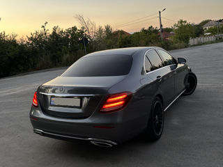 Mercedes E-Class foto 4