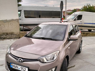 Hyundai i20 foto 2