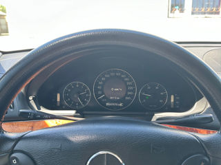 Mercedes E-Class foto 5