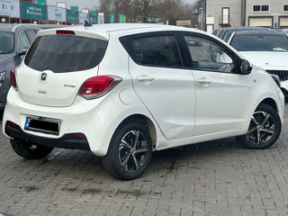 Changan E-STAR foto 3