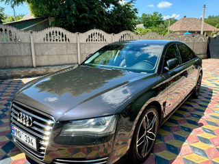 Audi A8 foto 2