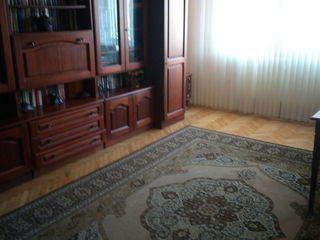 Apartament cu 4 camere, 101 m², Botanica, Chișinău foto 2