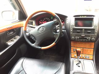 Lexus LS Series foto 5