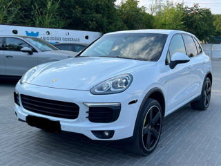 Porsche Cayenne foto 2