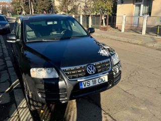 Volkswagen Touareg foto 2