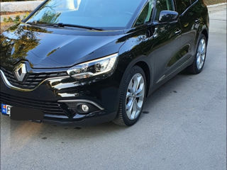 Renault Grand Scenic foto 9