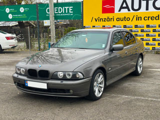 BMW 5 Series foto 3