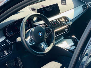 BMW 5 Series foto 6