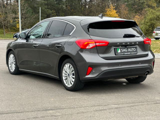 Ford Focus foto 2