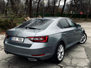 Skoda Superb foto 4